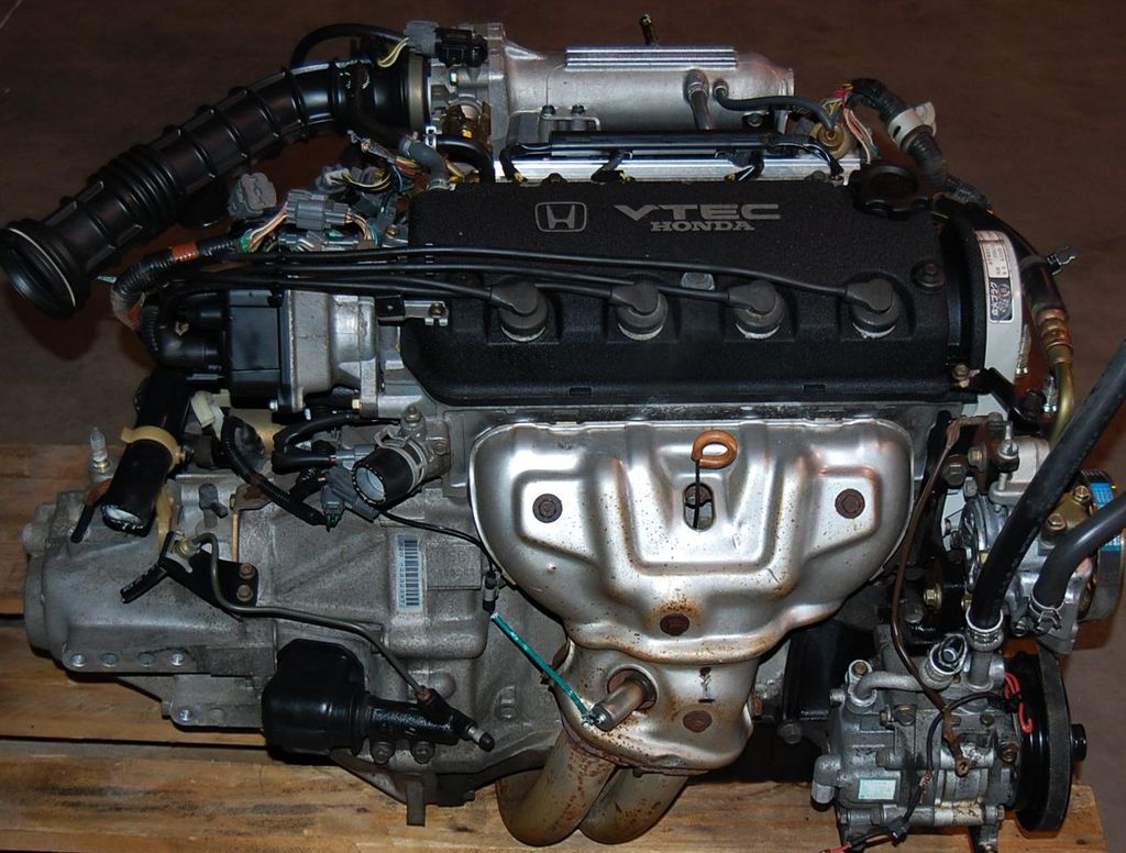 Двигатель в сборе Honda D15B